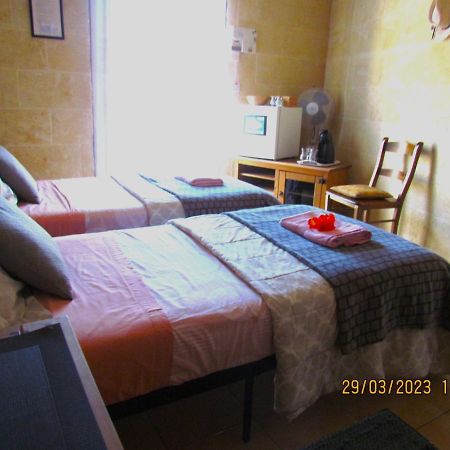Ta Gorg Bed & Breakfast Qala Exterior photo