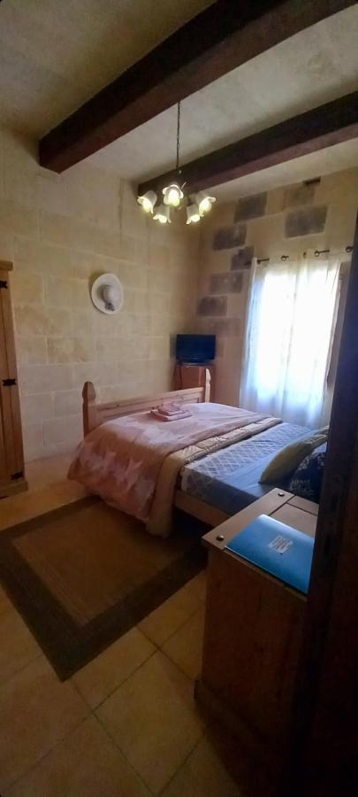 Ta Gorg Bed & Breakfast Qala Exterior photo